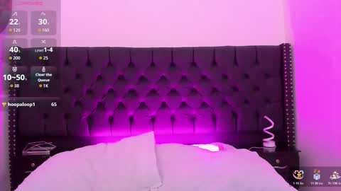 Snapshot of emilyevanss1_ chatting on November 2025 04:44:02 AM Emily online show from November 2025 04:44:02 AM