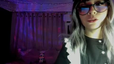 EMILY online show from January 2025 05:14:02 AM