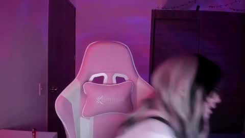EMILY online show from March 2025 04:26:02 AM
