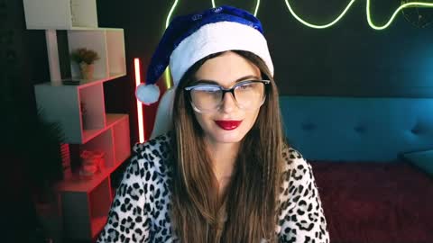 Emily online show from December 2024 06:48:02 AM