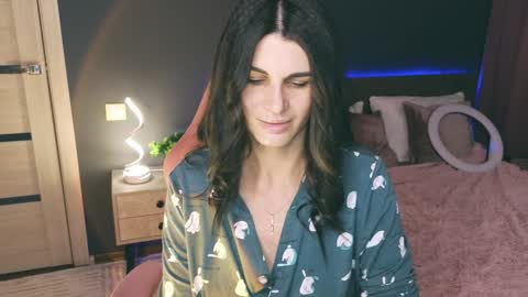 Emily online show from January 2025 04:51:02 AM