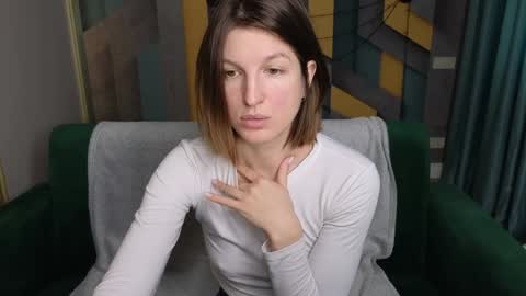 EmilyWalkers online show from December 2024 10:17:02 AM