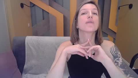 EmilyWalkers online show from December 2024 10:30:01 AM