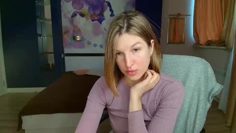 EmilyWalkers online show from December 2024 06:51:01 AM