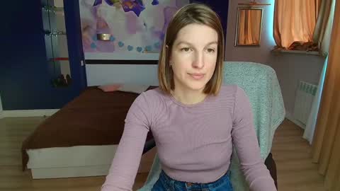 EmilyWalkers online show from December 2024 09:56:02 AM