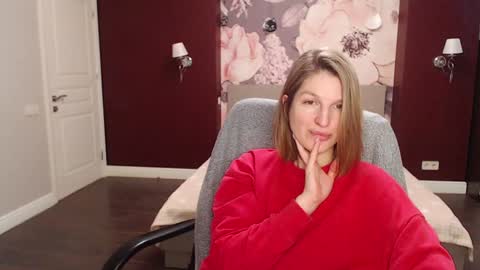 EmilyWalkers online show from January 2025 07:51:02 AM