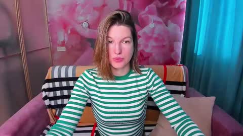 EmilyWalkers online show from February 2025 07:52:02 AM