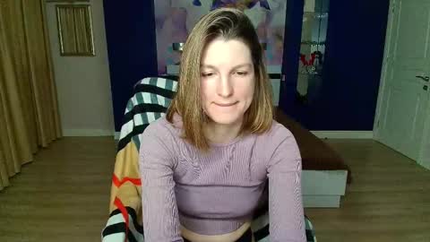 EmilyWalkers online show from March 2025 07:05:02 PM