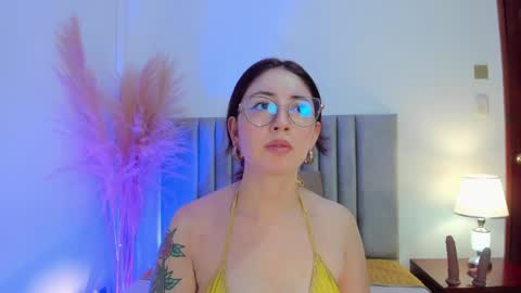 Emilyy Watson online show from January 2025 11:37:02 AM