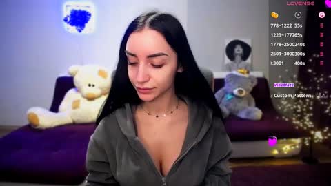 Emma online show from December 2024 07:29:02 AM