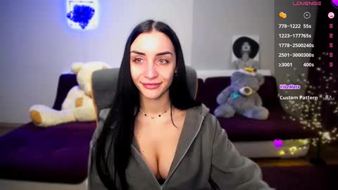 Emma online show from December 2024 10:34:02 AM