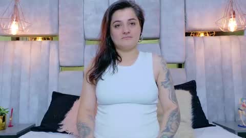 EMMA online show from September 2025 09:48:01 PM