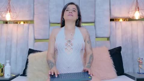 EMMA online show from September 2025 09:26:02 PM
