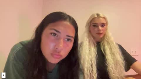 emmaxsmith online show from September 2025 12:35:01 AM