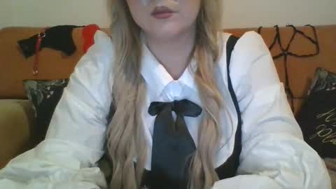 Kelly online show from December 2025 07:30:02 PM