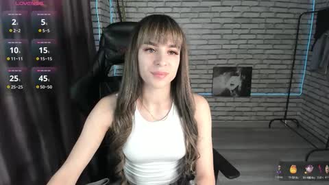 Snapshot of emy__angel chatting on September 2025 11:20:02 PM emy__angel online show from September 2025 11:20:02 PM