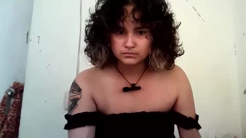 Erika online show from March 2025 05:18:01 PM