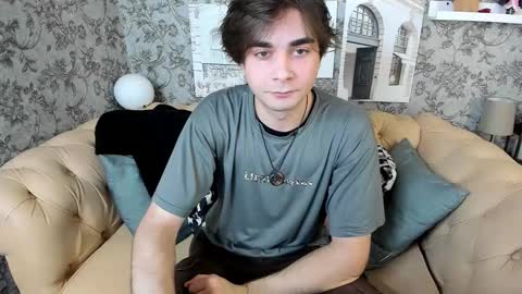 Snapshot of erospulse chatting on November 2025 11:46:02 AM Hanzo online show from November 2025 11:46:02 AM