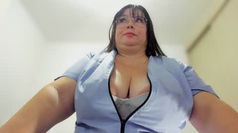 Esmeralda online show from December 2024 10:45:01 PM