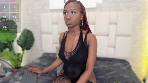 Snapshot of estefanyy_ chatting on February 2025 11:30:02 AM estefany online show from February 2025 11:30:02 AM