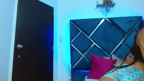 ESTRELLA online show from February 2025 07:16:02 PM
