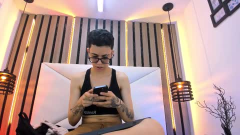 Eva cute online show from November 2025 05:47:02 PM