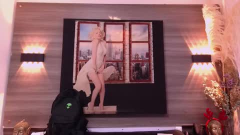 Eva cute online show from November 2025 06:37:02 PM