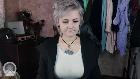 Snapshot of evabrownie chatting on January 2025 12:32:02 PM Eva Brownie online show from January 2025 12:32:02 PM