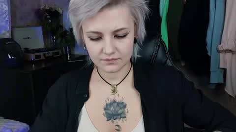 Snapshot of evabrownie chatting on January 2025 03:33:01 PM Eva Brownie online show from January 2025 03:33:01 PM