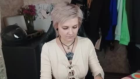 Snapshot of evabrownie chatting on February 2025 12:28:01 PM Eva Brownie online show from February 2025 12:28:01 PM