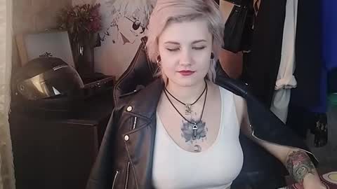 Snapshot of evabrownie chatting on February 2025 11:20:02 AM Eva Brownie online show from February 2025 11:20:02 AM