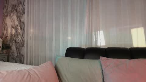 Eva online show from December 2025 07:56:02 PM