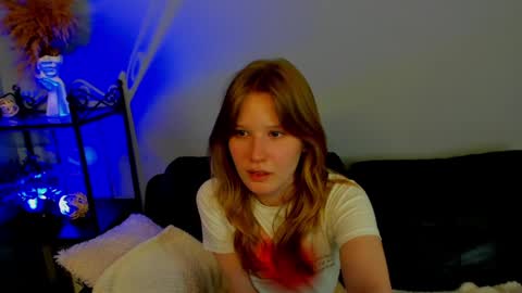 Snapshot of evastevs chatting on December 2024 07:54:01 PM Eva online show from December 2024 07:54:01 PM