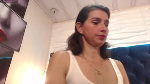  Eva  online show from January 2025 10:41:01 PM