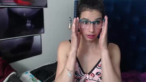  Eva  online show from February 2025 04:39:02 AM