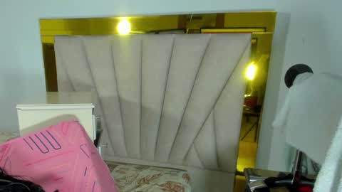 DAYANITA online show from December 2024 07:00:01 PM