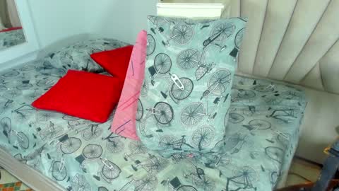 DAYANITA online show from December 2024 10:24:02 PM