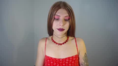 Evi online show from February 2025 09:20:02 PM