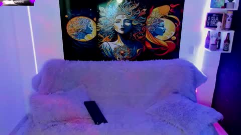 Evie99  online show from February 2025 07:10:02 PM