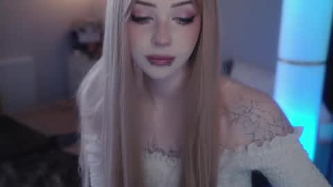 Snapshot of ex_angel chatting on February 2025 11:19:02 AM Alyson online show from February 2025 11:19:02 AM