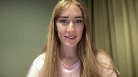 fairy_face online show from September 2025 08:08:02 PM