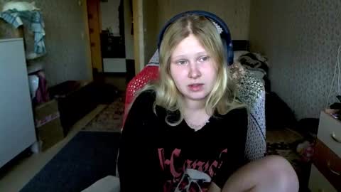 Snapshot of fairydreams_ chatting on September 2025 03:45:02 PM Arisha online show from September 2025 03:45:02 PM