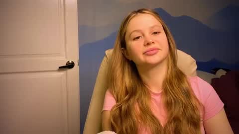 Snapshot of fairyilona chatting on October 2025 07:20:02 AM Ilona online show from October 2025 07:20:02 AM