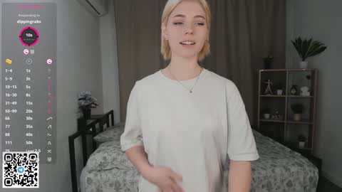 Emilia online show from January 2025 04:12:02 AM