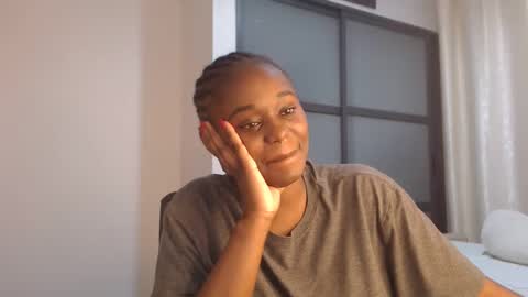 PRETTY online show from February 2025 01:02:02 AM