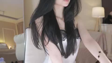 Snapshot of feel_me_00 chatting on October 2025 09:28:02 PM feel_me_00 online show from October 2025 09:28:02 PM