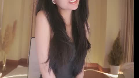 Snapshot of feel_me_00 chatting on October 2025 11:03:02 PM feel_me_00 online show from October 2025 11:03:02 PM