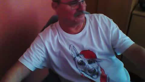 Snapshot of ferda5908736 chatting on February 2025 02:44:01 PM ferda5908736 online show from February 2025 02:44:01 PM