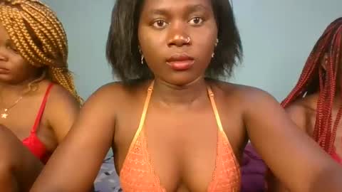 melanie online show from February 2025 07:10:01 PM