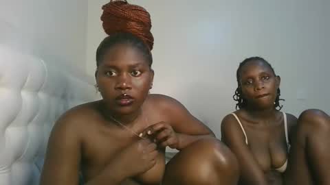 melanie online show from October 2025 12:10:02 AM